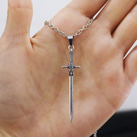 Nouveau collier pendentif croix et épée en alliage vintage gothique pour hommes et femmes