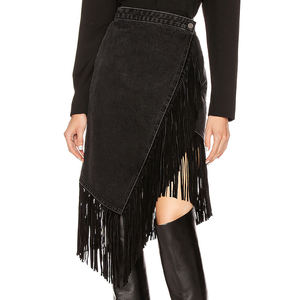 <span class=keywords><strong>Gonna</strong></span> Avvolgente in Denim Nero con <span class=keywords><strong>Frange</strong></span> in Camoscio e Orlo Asimmetrico - Product Image 1