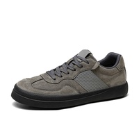 Chaussures de sport rétro en cuir pour hommes, chaussures de skate classiques légères et décontractées, chaussures de marche quotidiennes tendance