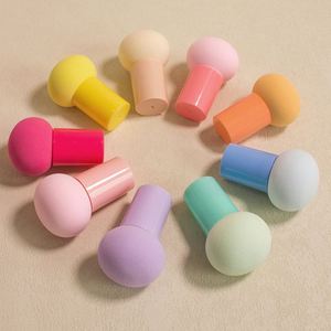 Petite éponge de maquillage douce en forme de champignon, colorée, pour usage sec et humide, applicateur de poudre coussin d'air en forme d'œuf de courge - Product Image 1