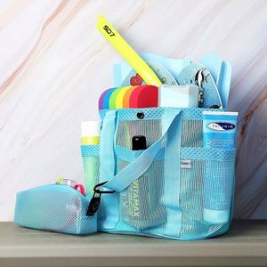 Sac fourre-tout en maille bleue personnalisable unisexe 2025 avec logo imprimé, sacs de plage d'été en maille polyester noire - Product Image 6