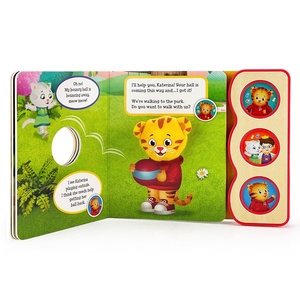 Livre sonore interactif personnalisable sur le thème du nettoyage du parc et de l'amitié |   Livre cartonné robuste avec boutons sonores pour enfants - Product Image 2
