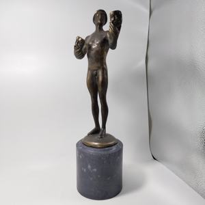 Ingrosso in metallo artigianato in bronzo coppa trofeo statua su misura Base trofeo d'oro nude uomo accademia premio in metallo coppa trofeo - Product Image 6