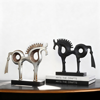 Sculpture de cheval en aluminium Art Déco faite à la main, décoration d'intérieur pour chambre, bureau, hall d'entrée