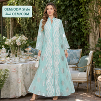 Ensemble de robe abaya longue brodée de la culture arabe en plusieurs couleurs pour femmes de style saoudien de Dubaï grande taille