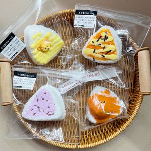 Juego de Juguetes de Silicona con Forma de Bola de Arroz, Pequeños y Lindos, Súper Suaves, Antiestrés, con Diseño Creativo para Apretar, Divertido Regalo para Niños - Product Image 1