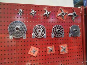 Picadora <span class=keywords><strong>de</strong></span> <span class=keywords><strong>carne</strong></span> eléctrica <span class=keywords><strong>de</strong></span> acero inoxidable <span class=keywords><strong>de</strong></span> alta calidad, tubos para embutir salchichas, máquina eléctrica para rebanar, <span class=keywords><strong>picar</strong></span>, moler cobre - Product Image 6