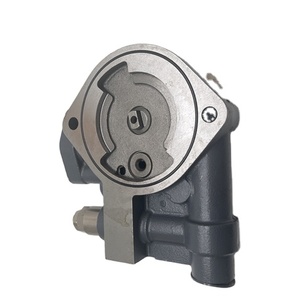 Pompa per escavatore Pc200-3 Pc200-5 Pc220-5 escavatore pompa idraulica ad ingranaggi 704-24-28230 704-24-28201 pompa pilota 704-24-28202 - Product Image 1