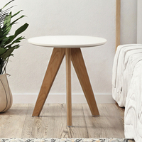 Table d'appoint ronde en bois MDF de style nordique moderne avec trois pieds pour le salon ou la station de café du bureau