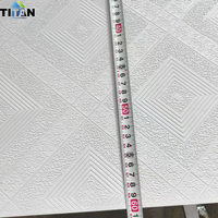 Plafond Pvc Gota Techo Azulejo 2Ft X 4Ft en Rejilla Falso Techo 600X600 7Mm