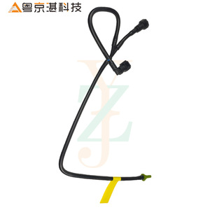 Pièces automobiles Guangzhou, tube à vide C2Z20395 pour Jaguar XF, connecteur en caoutchouc et alliage d'aluminium - Product Image 1