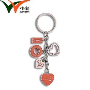 Porte-clés en métal en forme de cœur, design créatif personnalisé avec logo, cadeau pour la Saint-Valentin - Product Image 6