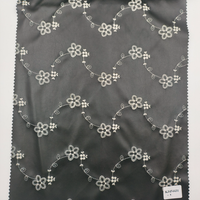 Tissu en similicuir PU imprimé effet broderie à prix abordable avec support tricoté 300 GSM pour robes et vestes