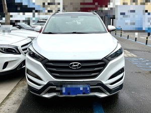<span class=keywords><strong>Hyundai</strong></span> <span class=keywords><strong>Tucson</strong></span> 2015 1.6T GLS 2WD Automático Edición Inteligente SUV Usado en Venta, con Techo Solar Panorámico, Lujoso, Inteligente y Eficiente en Combustible - Product Image 2