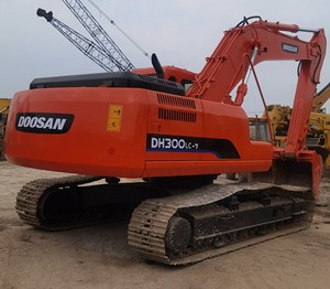 Used doosan DH300LC-7 in good quality Second hand doosan DH300LC-7 for sale - Product Image 4