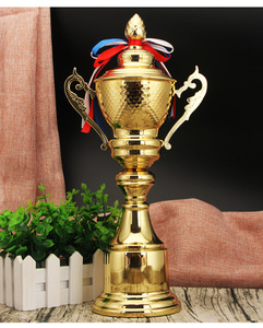 <span class=keywords><strong>2022</strong></span> World Popular Cheap Metal Soccer Souvenirs Sports Football Metal Trophy Cup con Black and Gold Ball puede agregar accesorio - Product Image 5