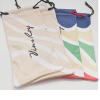 Pochette à lunettes en microfibre de haute qualité 90x180mm, faible MOQ, logo personnalisé imprimé, en tissu doux, pour lunettes de soleil, pochette gaufrée