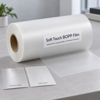 Film BOPP Velours Mat Doux au Toucher pour Emballage de Boîtes, Emballage de Gâteaux, Impression, Film de Laminage Thermique Brillant Tan, Film de Laminage