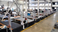 Máquina de Corte de Bloques de Espuma CNC Rongchi para EPS, EPP, XPS, Formas Personalizadas, Modelos Arquitectónicos con Software de Anidamiento de Alta Velocidad