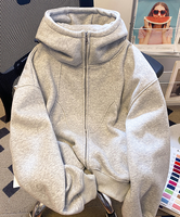 Sweat à capuche épais gris sophistiqué pour femme, collection automne/hiver, style décontracté rétro, coupe ample zippée, manteau sportif pour le quotidien