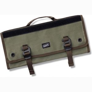 Échantillon gratuit : Étui à couteaux de chef ciré - 15 emplacements pour couteaux, porte-cartes et poche zippée, avec boucles en laiton - Product Image 5