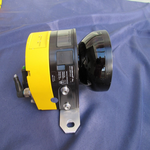 PLC Nuovo Originale Pronta Consegna M Croscan3 Pro Ethernet/P Laser di Sicurezza CS3-CBAZ90ZA 1W con Staffa - Valore Imbattibile e Prezzo all'Ingrosso - Product Image 1