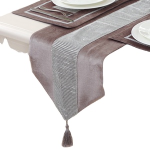 Manteles <span class=keywords><strong>de</strong></span> Terciopelo a Rayas Modernos y Sencillos al por Mayor <span class=keywords><strong>de</strong></span> Fábrica, Elegantes, Impermeables y Duraderos para Mesas <span class=keywords><strong>de</strong></span> Café y Comedor, Mesas Grandes - Product Image 4