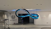 Affichage LED flexible en forme de vague cylindrique incurvée personnalisée Helitong, module souple P2, garantie de 2 ans