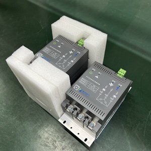Regolatori dinamici composti da tiristori e componenti elettronici applicati nella commutazione rapida dei condensatori Shunt - Product Image 3