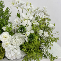 Bouquet de fleurs artificielles en soie, boule de plantes vertes d'hortensia pour l'ouverture de centres commerciaux, guide d'organisation de mariages et arrière-plan de mariage