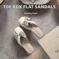 Sandali da donna con spalline senza schienale per scarpe a fondo piatto per le tendenze della moda estiva e primaverile