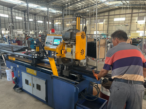 Ensemble de table et de chaises de salle à manger moderne de conception chinoise, 4 pièces, tabouret en métal rembourré en velours noir, écologique, durable, pour la maison, la cuisine, le bar - Product Image 6