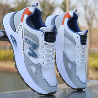Chaussures de course décontractées respirantes antidérapantes anti-odeur à lacets en maille pour hommes Nouvelle arrivée été Style coréen Mode