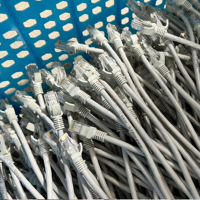 Kabel Patch Cord UTP CAT5e RJ45 Tanpa LOGO, Berkualitas CCA, dengan Jaket PVC, Konduktor Solid, Bersertifikasi, 0.3M-50M