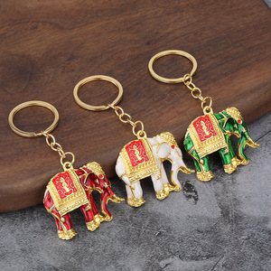Porte-clés éléphant en émail 3D pour cadeaux, 30 mm, porte-clés éléphant <span class=keywords><strong>de</strong></span> <span class=keywords><strong>guerre</strong></span> thaïlandais en alliage <span class=keywords><strong>de</strong></span> zinc doré, 5 couleurs - Product Image 1