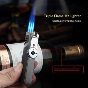 Encendedor de metal recto inflable a prueba de viento de tres fuegos, perforador de cigarros, gas butano visible, venta al por mayor <span class=keywords><strong>JiaXin</strong></span> JX-3901 - Product Image 3