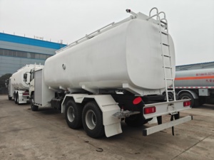 Camion de ravitaillement aérien Dongfeng 20CBM, Camion de ravitaillement aérien Dongfeng 20000L, Camion-citerne à carburant aérien Dongfeng - Product Image 4