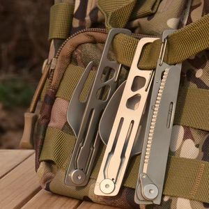 CIEUIS <span class=keywords><strong>Set</strong></span> di Posate Pieghevoli in Titanio Puro, Coltello Forchetta Cucchiaio Leggero per Campeggio con Design Rotante - Product Image 4