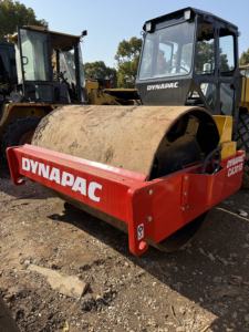 Rouleau compresseur utilisé DYNAPAC CA301D 13 tonnes avec composant moteur essentiel en stock à vendre - Product Image 2