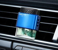 Mini diffuseur de parfum liquide pour grille d'aération de voiture, neutraliseur d'odeurs personnalisable, distributeur créatif à clip, vente en gros