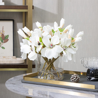 Bouquet d'orchidées artificielles blanches faites à la main en soie pour la Saint-Valentin, la décoration de la maison et les mariages (vente en gros)
