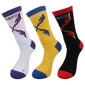 Chaussettes <span class=keywords><strong>de</strong></span> basketball pour hommes - Longues, montantes, en tissu éponge épais, respirantes, résistantes à l'usure, pour entraînement <span class=keywords><strong>de</strong></span> combat d'élite R15, emballées - Product Image 4