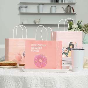 Sac en papier kraft durable en vente chaude, style classique, emballage rose, sac de shopping pliable avec logo personnalisé - Product Image 1