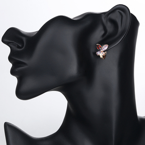 Pendientes de circonia cúbica chapados en oro de 18K para mujer, aretes de Mariposa de diamante de colores, Huggie dorado - Product Image 3
