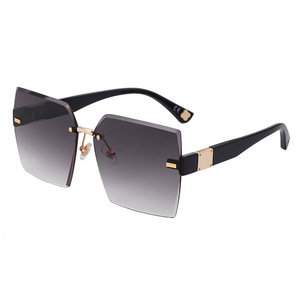 Nuevas gafas de sol sin marco para mujer, lentes cuadradas grandes de PC, UV400, ligeras, a la moda, C3, gris, rosa - Product Image 3