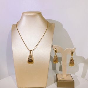 Ensemble <span class=keywords><strong>de</strong></span> <span class=keywords><strong>bijoux</strong></span> <span class=keywords><strong>de</strong></span> mariage pour femmes en Arabie Saoudite, collier et bagues en or 18 carats, design <span class=keywords><strong>de</strong></span> petite chaîne, <span class=keywords><strong>marque</strong></span> Yuliali, vente en gros - Product Image 6
