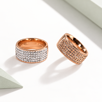 Breiter Zirkon-Pavé-Ring aus Edelstahl mit 14K Gold Vakuumbeschichtung in Roségold-Ton, Funkelnder Statement-Ring