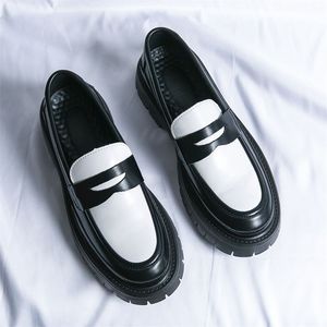 Zapatos de Vestir Personalizados de Microfibra para Hombre, Tallas 38-44, Plataforma Gruesa, Plantilla de PU, Punta Cerrada, Color en Contraste, Mocasines Casuales de Verano y Otoño - Product Image 4