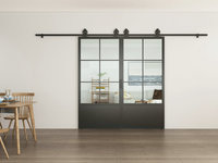 Porte coulissante en verre noir de style loft, personnalisée, 6 panneaux, avec plinthe, cadre en fer cannelé, double porte intérieure avec verre