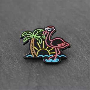 Usine en Chine, je suis la vue épingle en émail illustration des années 70 palmiers noix <span class=keywords><strong>de</strong></span> coco coucher <span class=keywords><strong>de</strong></span> soleil insigne <span class=keywords><strong>de</strong></span> plage insigne d'épinglette en métal rétro - Product Image 6